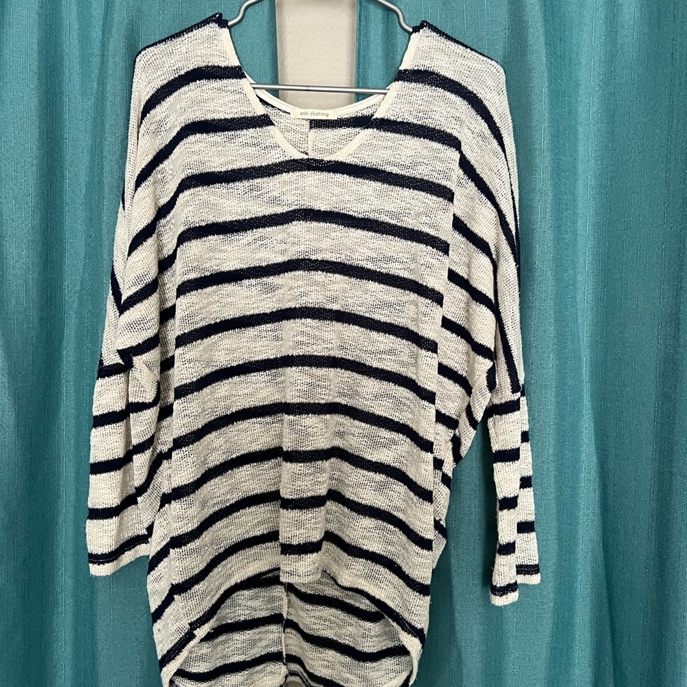 Cute, V neck striped blouse, three-quarter sleeve